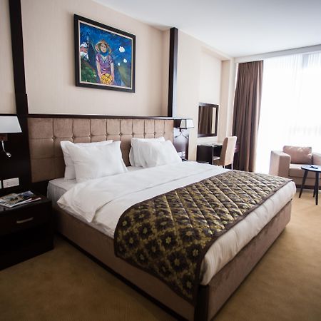 Harmony Hotel Baku Bagian luar foto