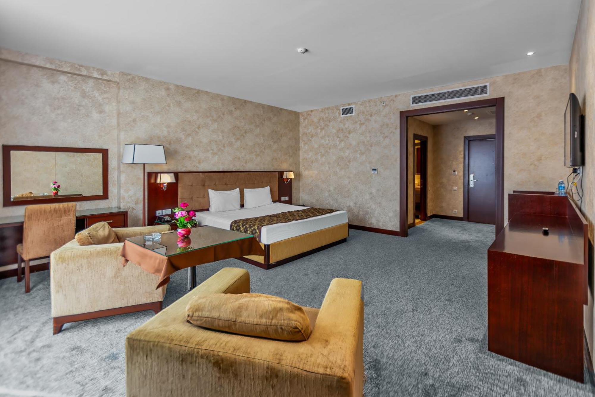 Harmony Hotel Baku Bagian luar foto