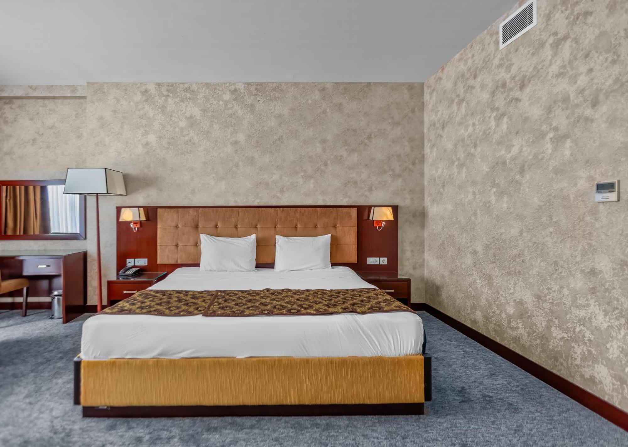 Harmony Hotel Baku Bagian luar foto