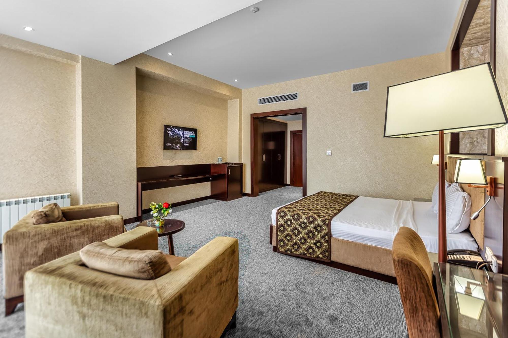 Harmony Hotel Baku Bagian luar foto