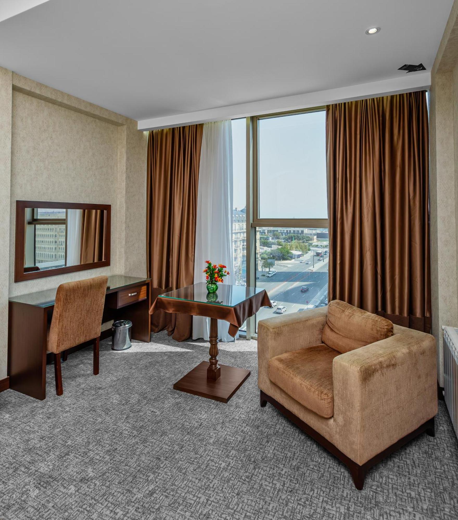 Harmony Hotel Baku Bagian luar foto