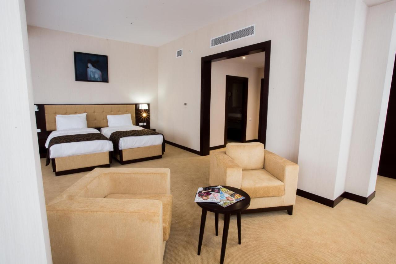 Harmony Hotel Baku Bagian luar foto